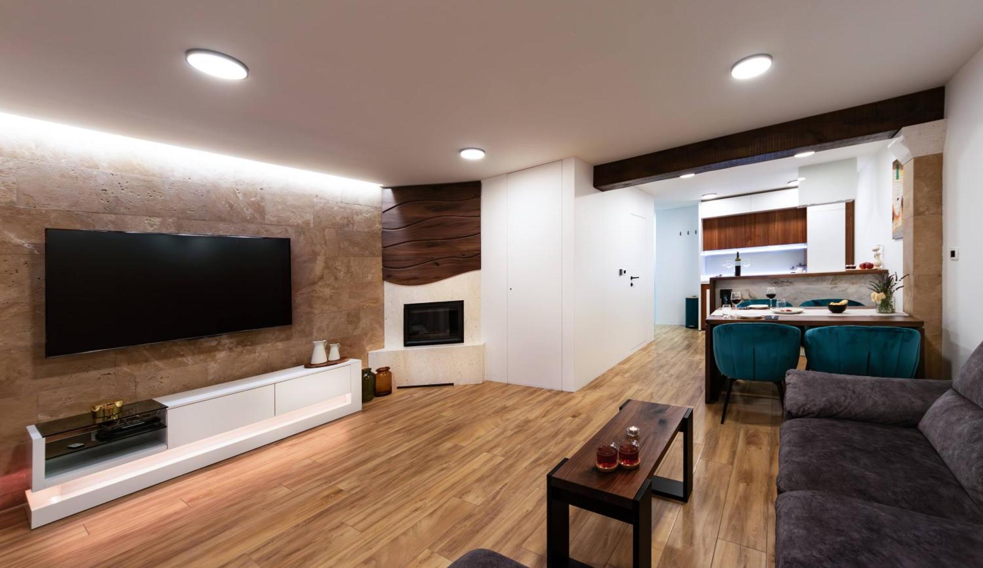 Apartman 7 ポヴィヤ エクステリア 写真